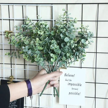 1db Mesterséges Virág arrangment ál lombozat Műanyag Eukaliptusz ág esküvői lakberendezési zöld levelek hamis növény